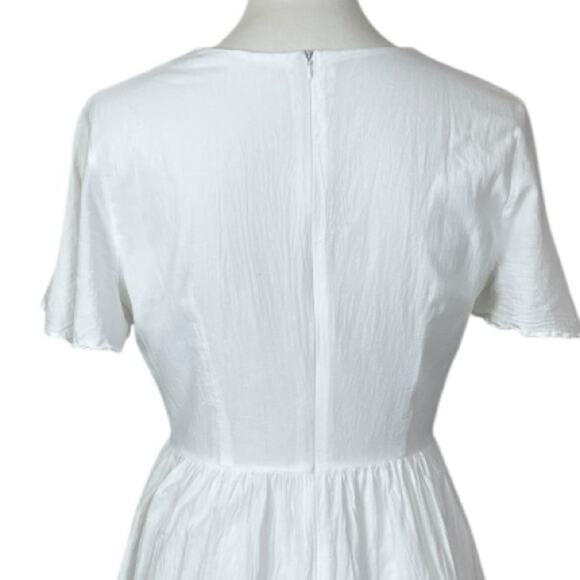 Floral Embroidered A-line Dress Flutter Sleeves White Multi Women’s Size Medium - Picture 8 of 13